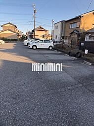 13 / 27