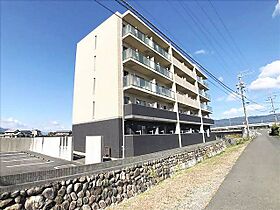 ＧＲＡＮＤ　ＡＲＴ  ｜ 三重県いなべ市大安町高柳（賃貸マンション1LDK・4階・40.80㎡） その1