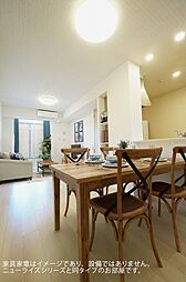 ショー・T 105 1階1LDKのリビング/ダイニング