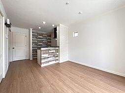 Ｅ・クローバー 101 1階1LDKのリビング/ダイニング