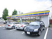 コンビニ「ミニストップ桑名星見ヶ丘店まで383m」