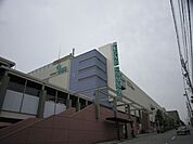銀行「ゆうちょ銀行名古屋支店イオンモール桑名内出張所まで785m」