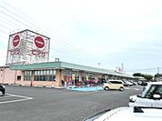 スーパー「ピアゴ東員店まで615m」