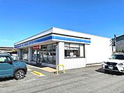 コンビニ「ローソンいなべ大安店まで476m」