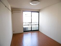 ベルエキップ 1階1Kのリビング/ダイニング