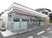 コンビニ「セブンイレブン伊勢市勢田町店まで271m」