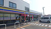 コンビニ「ミニストップ伊勢黒瀬町店まで595m」