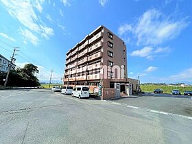 マンション亀山  ｜ 三重県亀山市阿野田町（賃貸マンション1K・3階・31.02㎡） その1