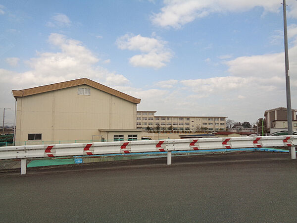 画像22:小学校「松阪市立徳和小学校まで2148m」