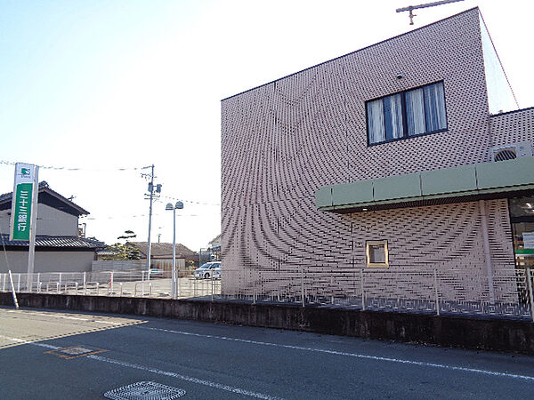 画像15:銀行「三十三銀行川井町支店まで494m」