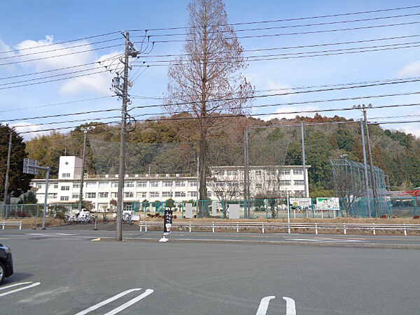 画像18:小学校「松阪市立射和小学校まで418m」