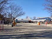 幼稚園、保育園「松阪市立松江幼稚園まで739m」