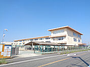 中学校「松阪市立三雲中学校まで1198m」