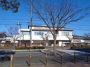図書館「松阪市松阪図書館まで1518m」