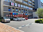 ウエルシア吹田健都店 1620m