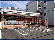 セブンイレブンJR茨木駅西店 715m