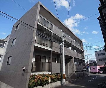 外観：京都市北区のお部屋探しはアパマンショップ北大路店にお任せ下さい。