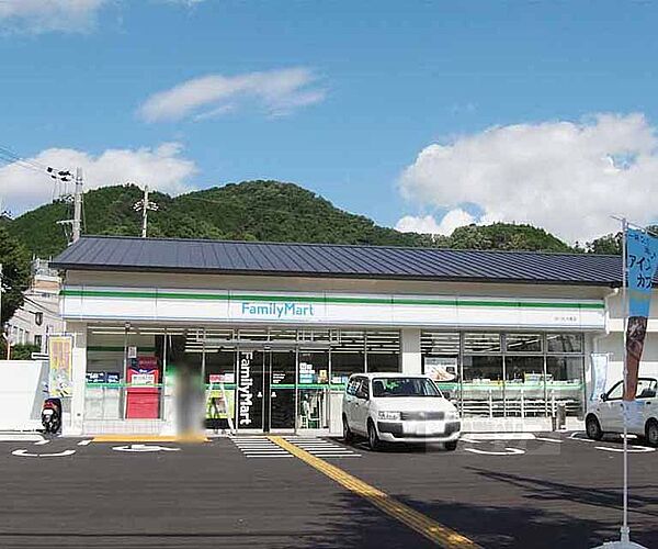 画像30:ファミリーマート白川北大路店まで343m