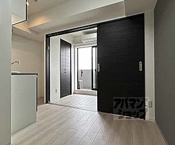 JR山陰本線 二条駅 徒歩7分の賃貸マンション 5階1DKのリビング/ダイニング