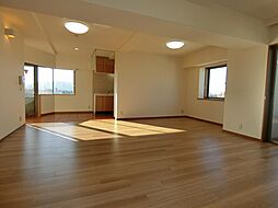 ツインガーデン二の宮 502号室 5階3LDKのリビング/ダイニング