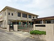 幼稚園、保育園「南立誠幼稚園まで890m」