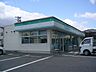 周辺：コンビニ「ファミリーマートまで960m」