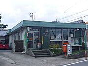 郵便局「鈴鹿稲生郵便局まで444m」
