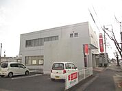 銀行「三重銀行まで1500m」