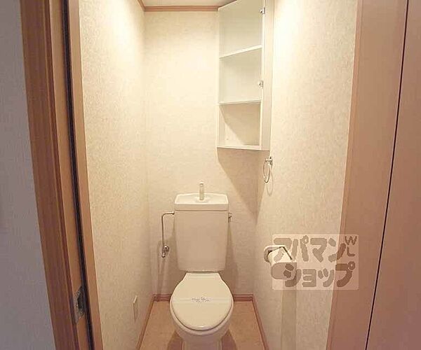 画像11:収納有りのトイレです。