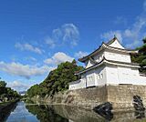 二条城まで1500m