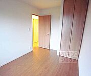 それぞれのお部屋にクローゼットあります