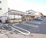 セブンイレブン 深草西浦8丁目店まで67m