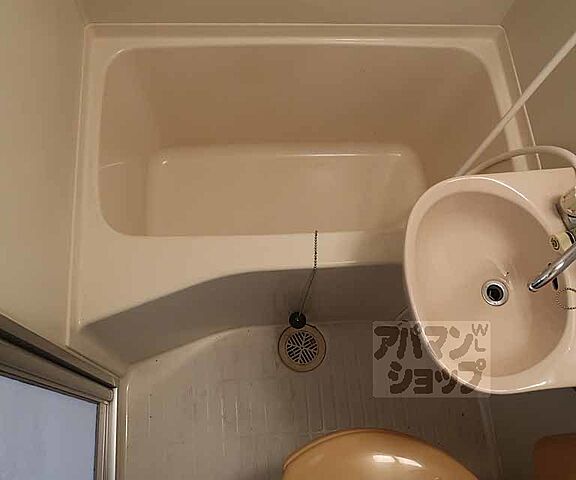 浴室