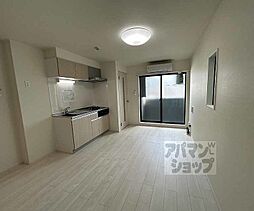 JR山陰本線 花園駅 徒歩3分の賃貸アパート 1階1LDKのリビング/ダイニング