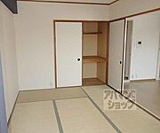 和室のお部屋もございます