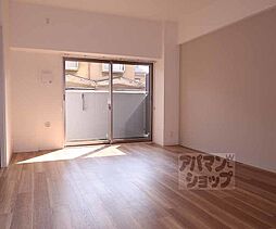 近鉄京都線 上鳥羽口駅 徒歩17分の賃貸マンション 1階1SLDKのリビング/ダイニング