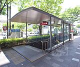 京都市役所前駅まで700m