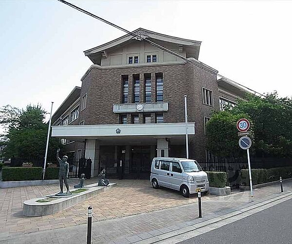 画像27:京都教育大付属小学校まで430m