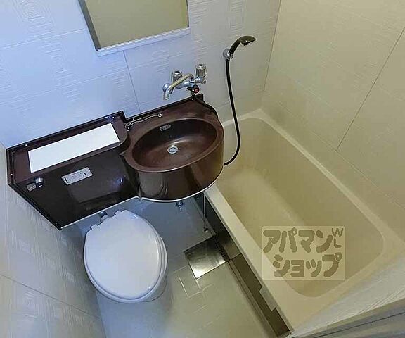 浴室