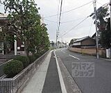 前面道路です
