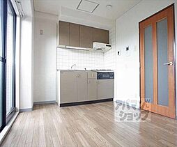 京都地下鉄東西線 東山駅 徒歩10分の賃貸マンション 5階2DKのリビング/ダイニング