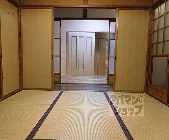 寝室