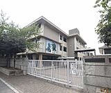 北野中学校まで381m