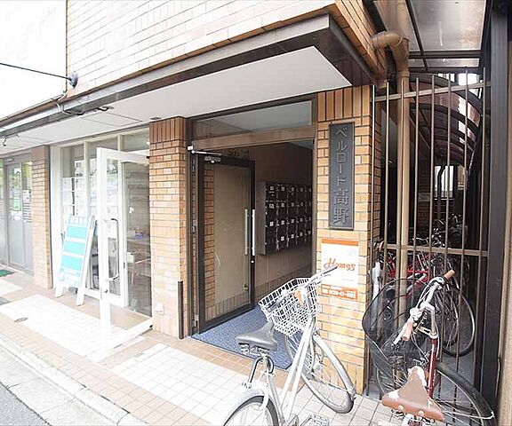 エントランス