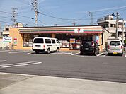 コンビニ「セブンイレブンまで10m」
