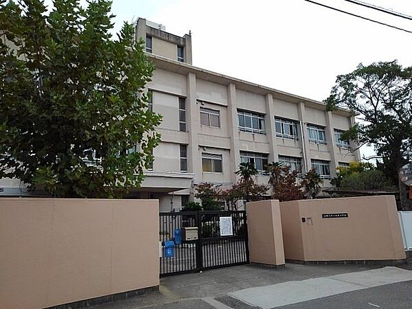 画像20:和歌山市立木本小学校様まで750m