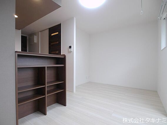 レガーロ_内装_4