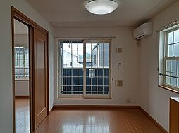 ドミール家久　D 201 2階2DKのリビング/ダイニング