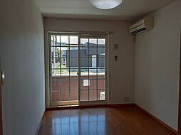 ドゥ・ドミール　D 102 1階2DKのリビング/ダイニング