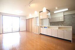 アドバンス21ベイスクエア下関 0711 7階4LDKのリビング/ダイニング